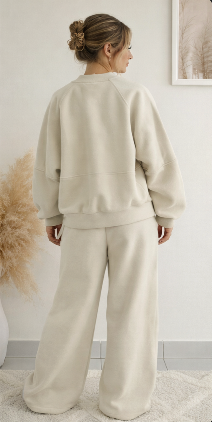 VICTORIA | Luxe Tracksuit